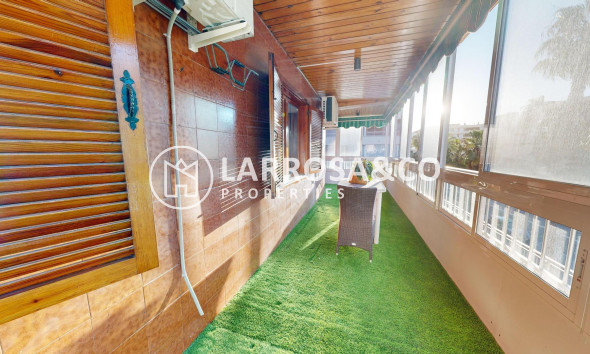 Resale - Apartment - Torrevieja - Acequion