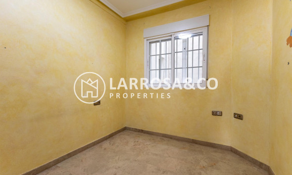 Resale - Apartment - Orihuela - Zona Centro