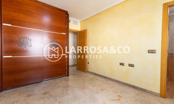 Resale - Apartment - Orihuela - Zona Centro