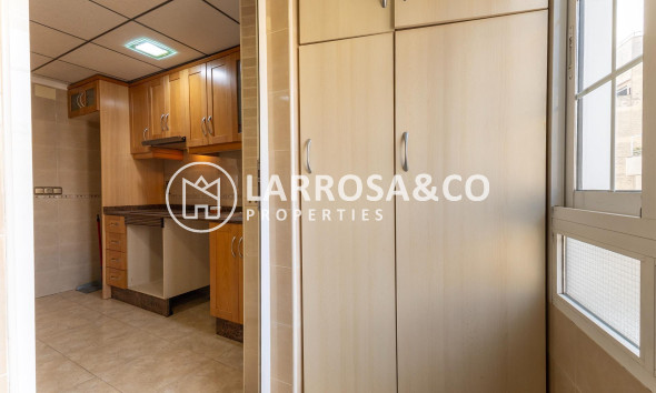 Resale - Apartment - Orihuela - Zona Centro