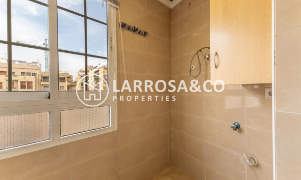 Resale - Apartment - Orihuela - Zona Centro