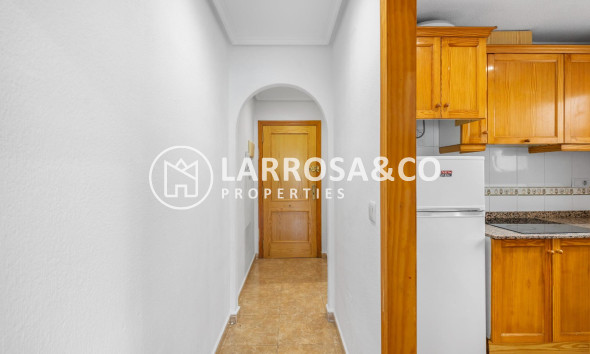 Resale - Apartment - Torrevieja - Centro
