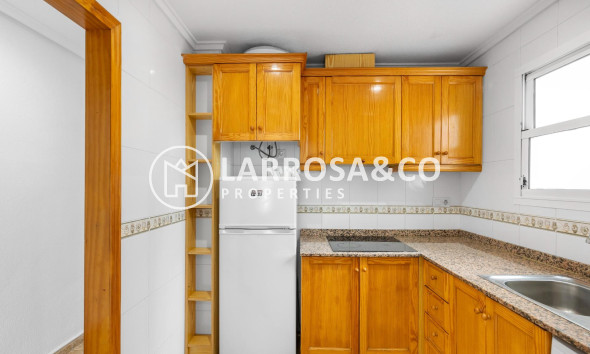 Resale - Apartment - Torrevieja - Centro