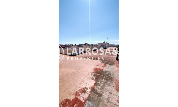 Resale - Apartment - Torrevieja - Centro