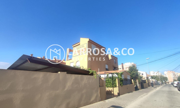 Herverkoop - Bungalow - Torrevieja - Nueva Torrevieja