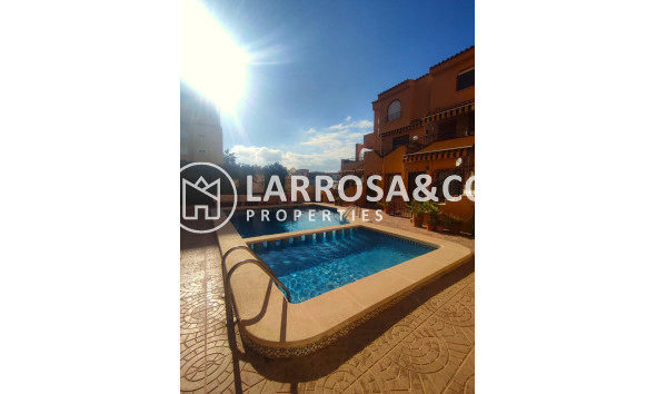 Herverkoop - Bungalow - Torrevieja - Nueva Torrevieja