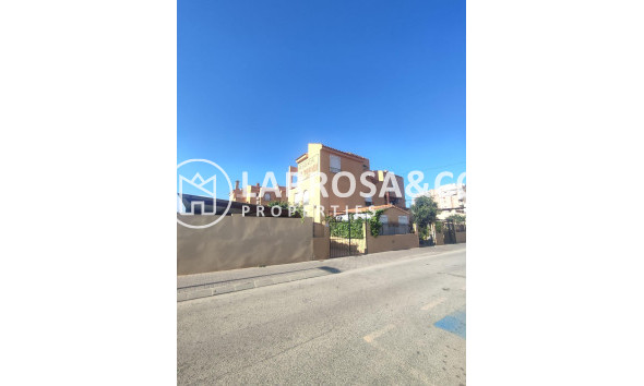 Herverkoop - Bungalow - Torrevieja - Nueva Torrevieja
