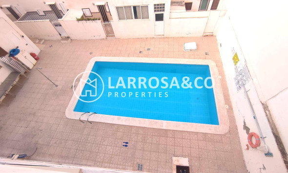 Resale - Apartment - Torrevieja - Centro