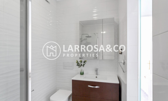 Herverkoop - Apartment - Torrevieja - La Mata