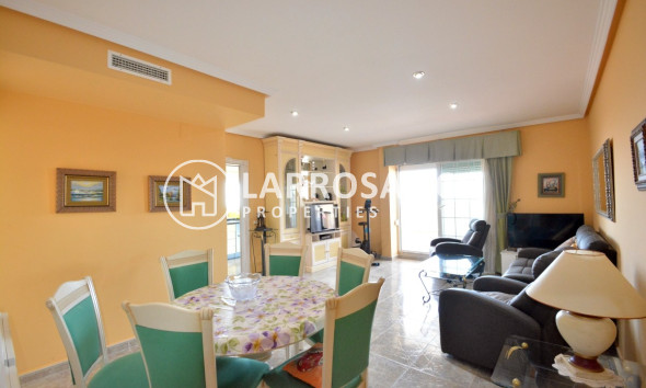 Resale - Apartment - Guardamar del Segura - Playa Moncayo Portico Mar