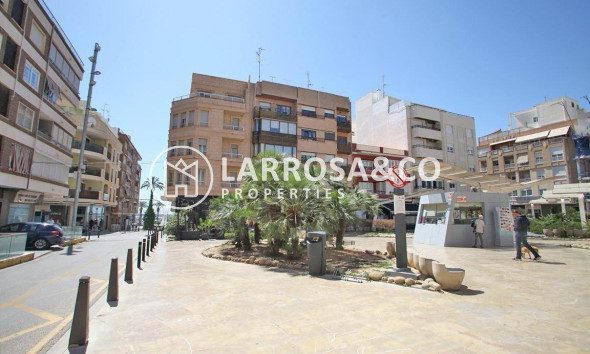 A Vendre - Building - Torrevieja - Centro
