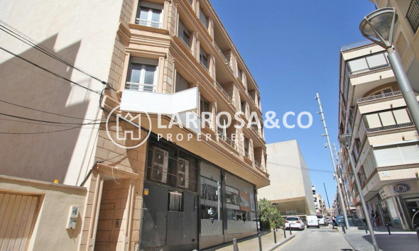 A Vendre - Building - Torrevieja - Centro