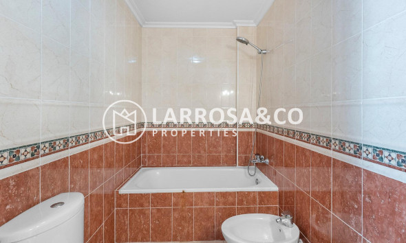 A Vendre - Apartment - Torrevieja - Centro