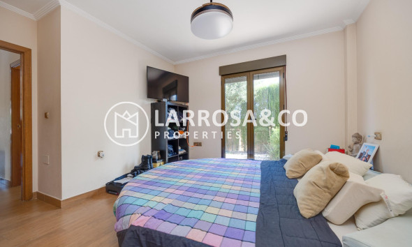 Herverkoop - Villa - Orihuela