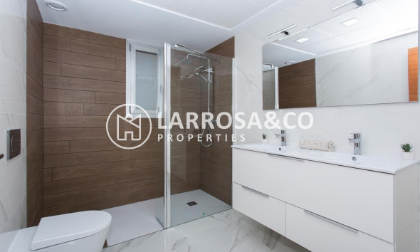 new-building-house-el-raso-bathroom-3-on2082