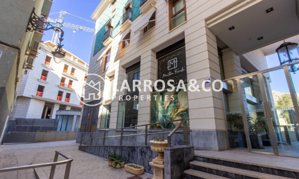 Долгосрочная аренда - Коммерческая площадь - Orihuela - Zona Centro