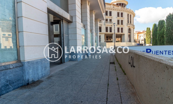 Долгосрочная аренда - Коммерческая площадь - Orihuela - Zona Centro