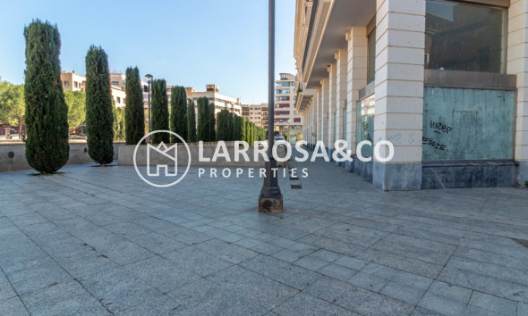 Долгосрочная аренда - Коммерческая площадь - Orihuela - Zona Centro