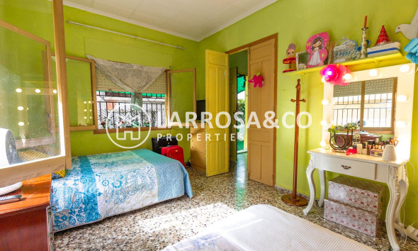 Reventa - Casa de campo - Orihuela - La Murada-Los Vicentes