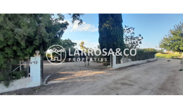 Reventa - Casa de campo - Dolores