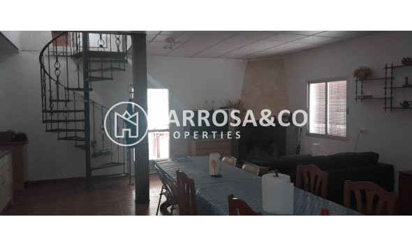 Вторичный рынок - Загородный дом - Долорес