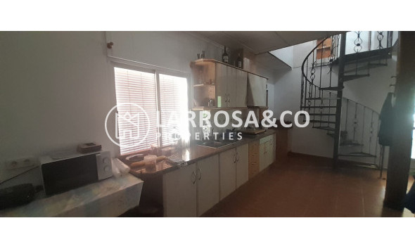 Вторичный рынок - Загородный дом - Долорес