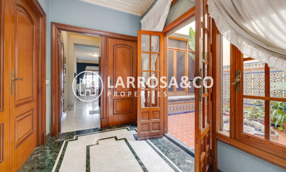 Herverkoop - Caserón - Callosa de Segura - Comunidad valenciana