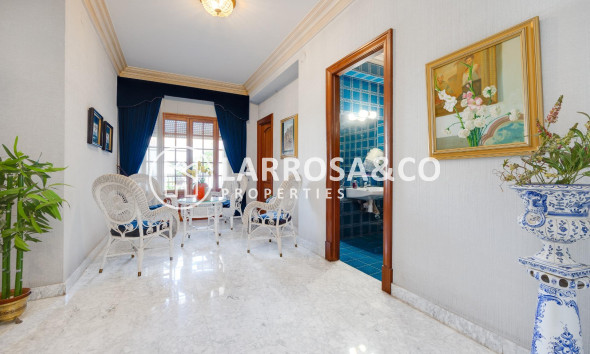 Herverkoop - Caserón - Callosa de Segura - Comunidad valenciana