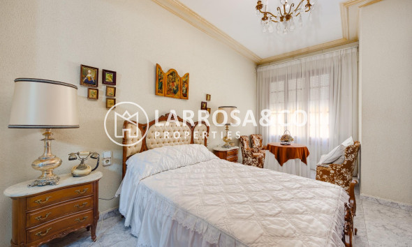 Herverkoop - Caserón - Callosa de Segura - Comunidad valenciana