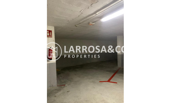 Resale - Garage - Torrevieja - Playa del cura