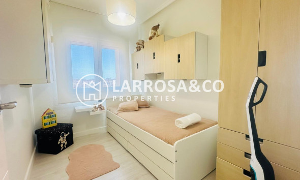 Herverkoop - Apartment - Torrevieja - Nueva Torrevieja