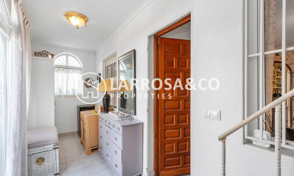 Resale - Bungalow - Torrevieja - La Siesta - El Salado - Torreta