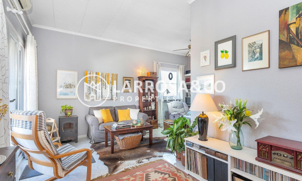Resale - Bungalow - Torrevieja - La Siesta - El Salado - Torreta