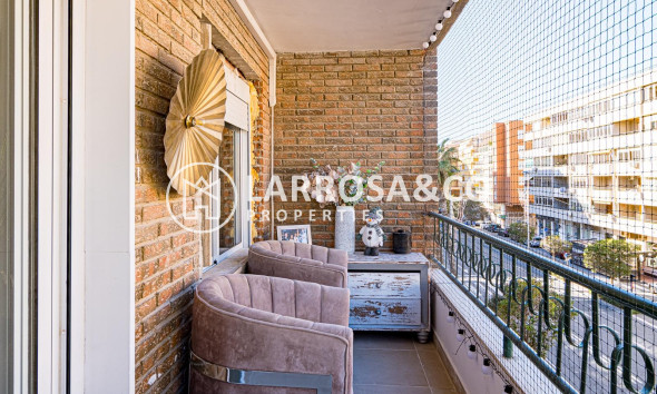 Resale - Apartment - Torrevieja - Acequion