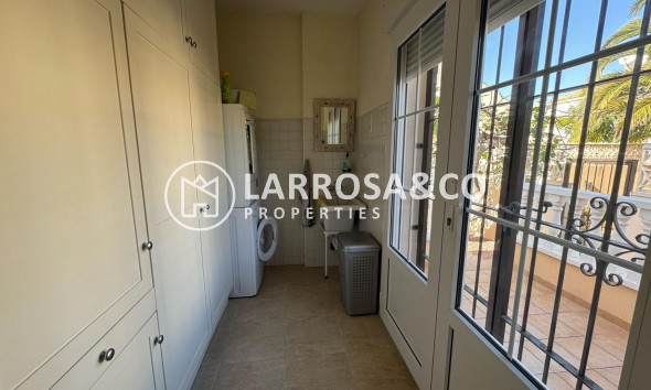 Reventa - Chalet - Orihuela costa - Playa Flamenca