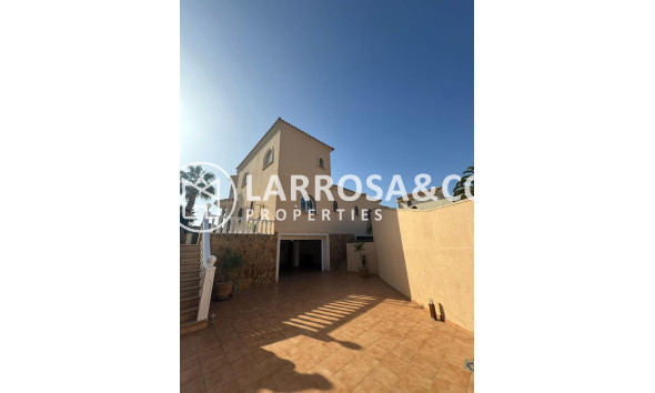 Reventa - Chalet - Orihuela costa - Playa Flamenca