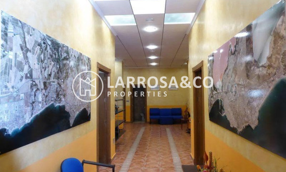 A Vendre - Commercial space - Torrevieja - torrevieja