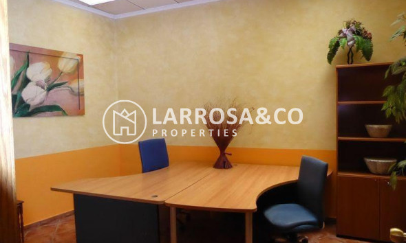 A Vendre - Commercial space - Torrevieja - torrevieja