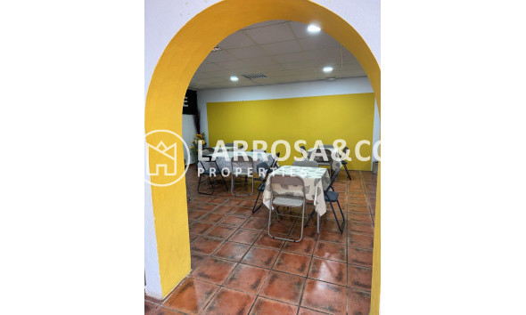 Reventa - Local - Torrevieja - Playa Los Locos