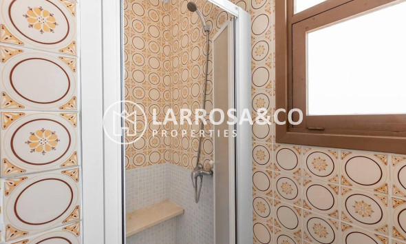 Resale - Apartment - Torrevieja - torrevieja