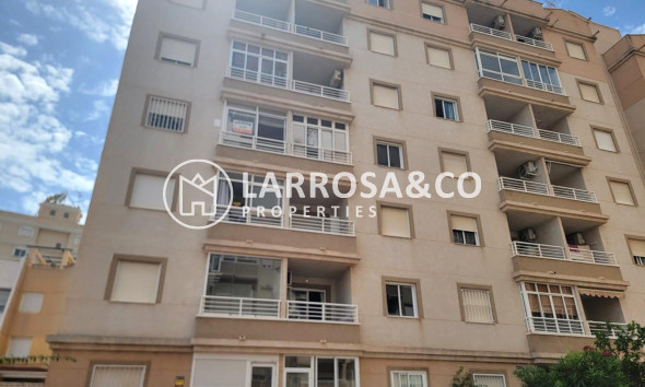 Resale - Apartment - Torrevieja - Nueva Torrevieja