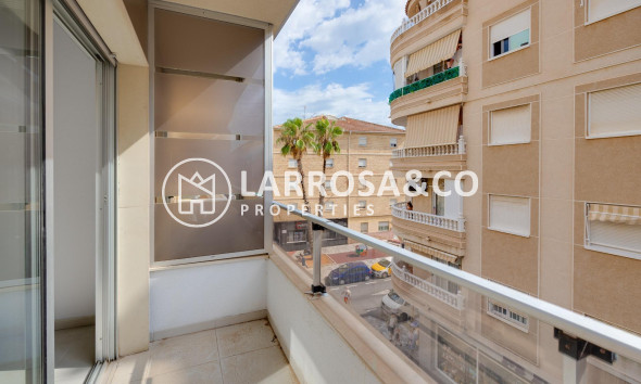 Reventa - Apartamento - Torrevieja - Estacion de autobuses