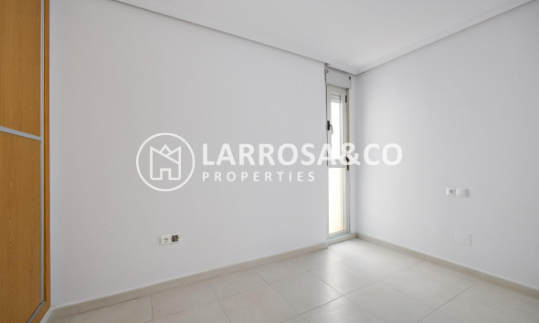 Reventa - Apartamento - Torrevieja - Estacion de autobuses