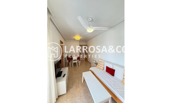 Resale - Apartment - Torrevieja - Nueva Torrevieja