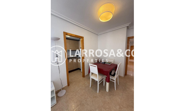 Resale - Apartment - Torrevieja - Nueva Torrevieja