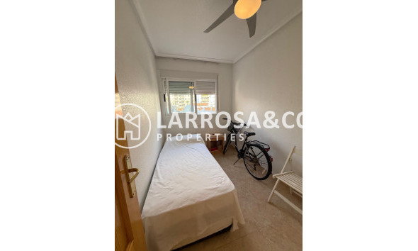 Resale - Apartment - Torrevieja - Nueva Torrevieja