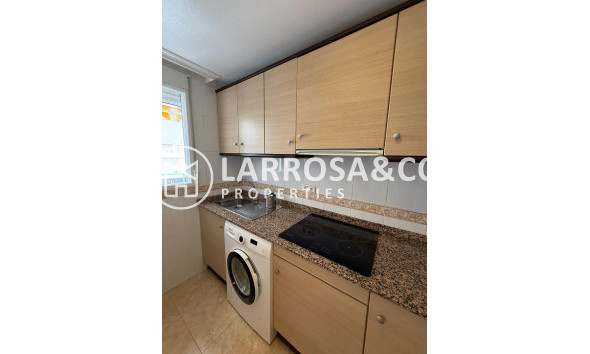 Resale - Apartment - Torrevieja - Nueva Torrevieja