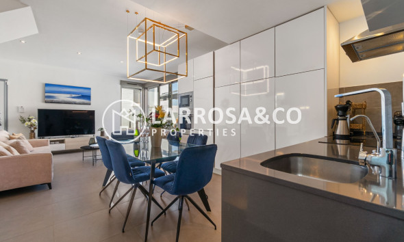 Resale - Detached House/Villa - Orihuela - Villamartín