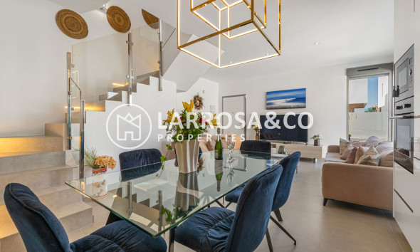 Resale - Detached House/Villa - Orihuela - Villamartín