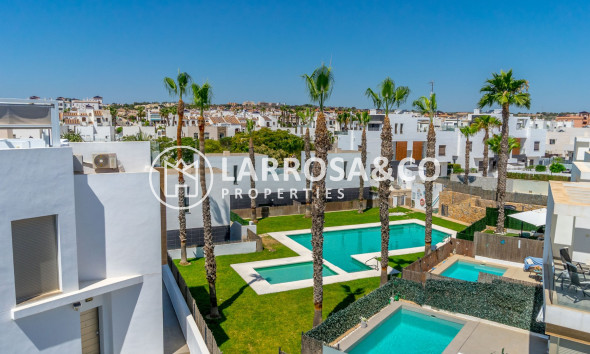 Resale - Detached House/Villa - Orihuela - Villamartín